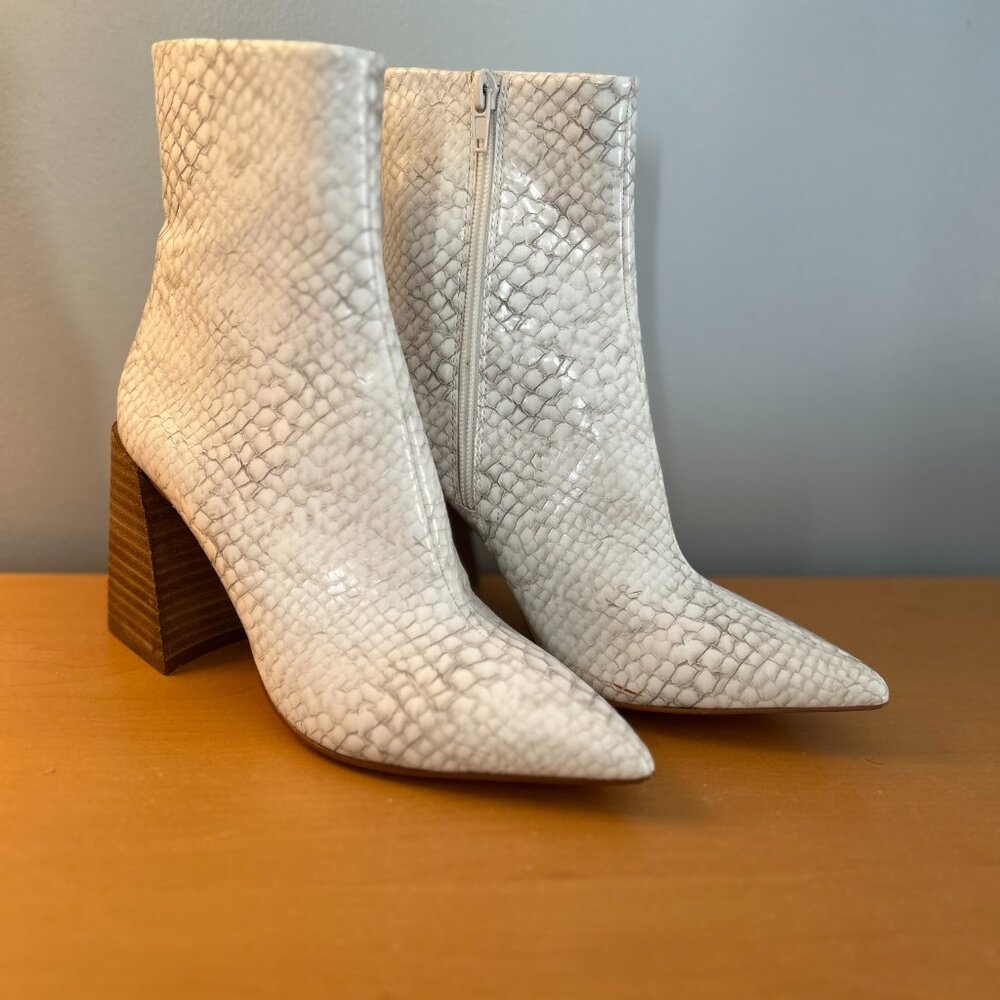 Steve Madden Envied Women's Faux Leather Ankle Boots Size 6.5M